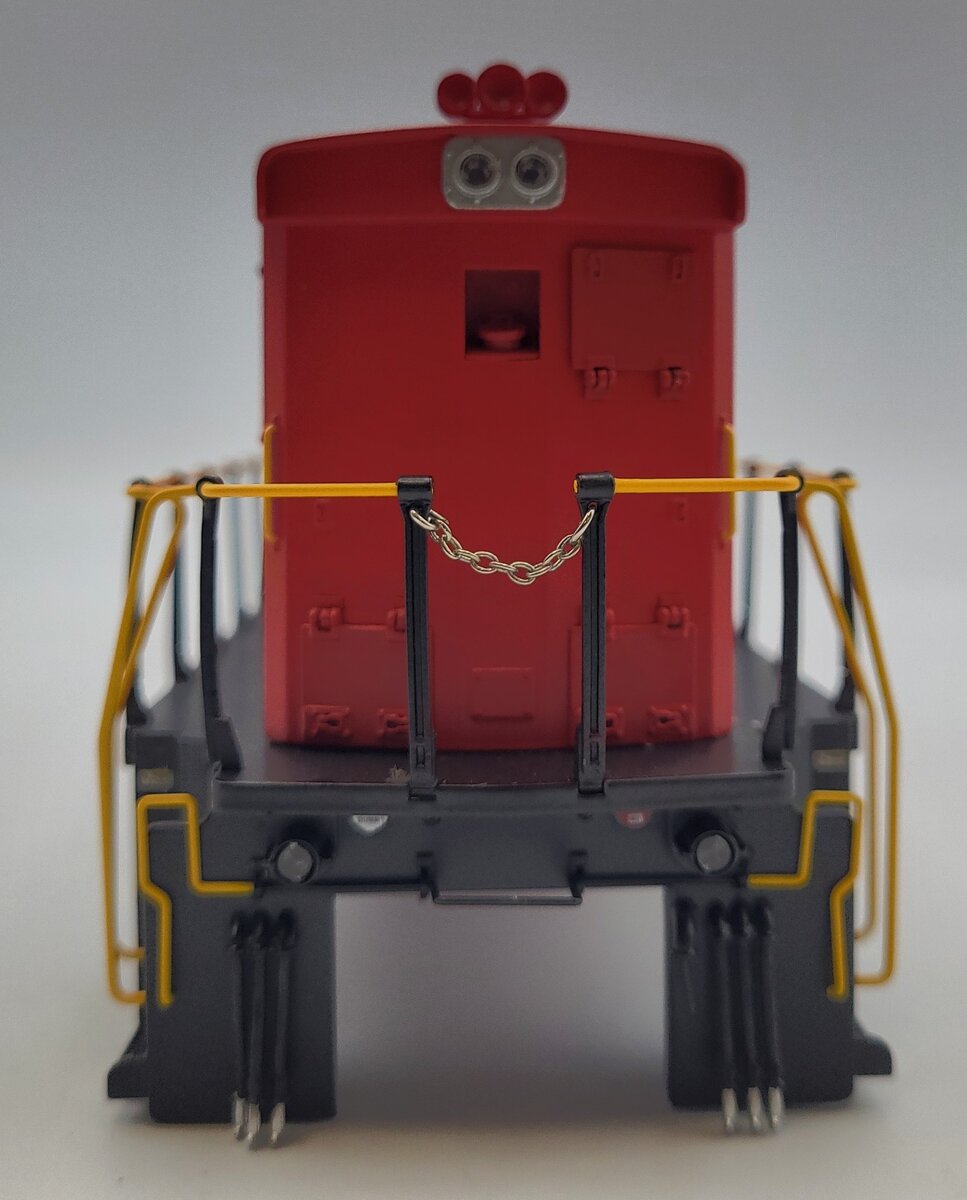 Lionel 28382-10 U.S.Army Genset Diesel Switcher Locomotive Shell #6502