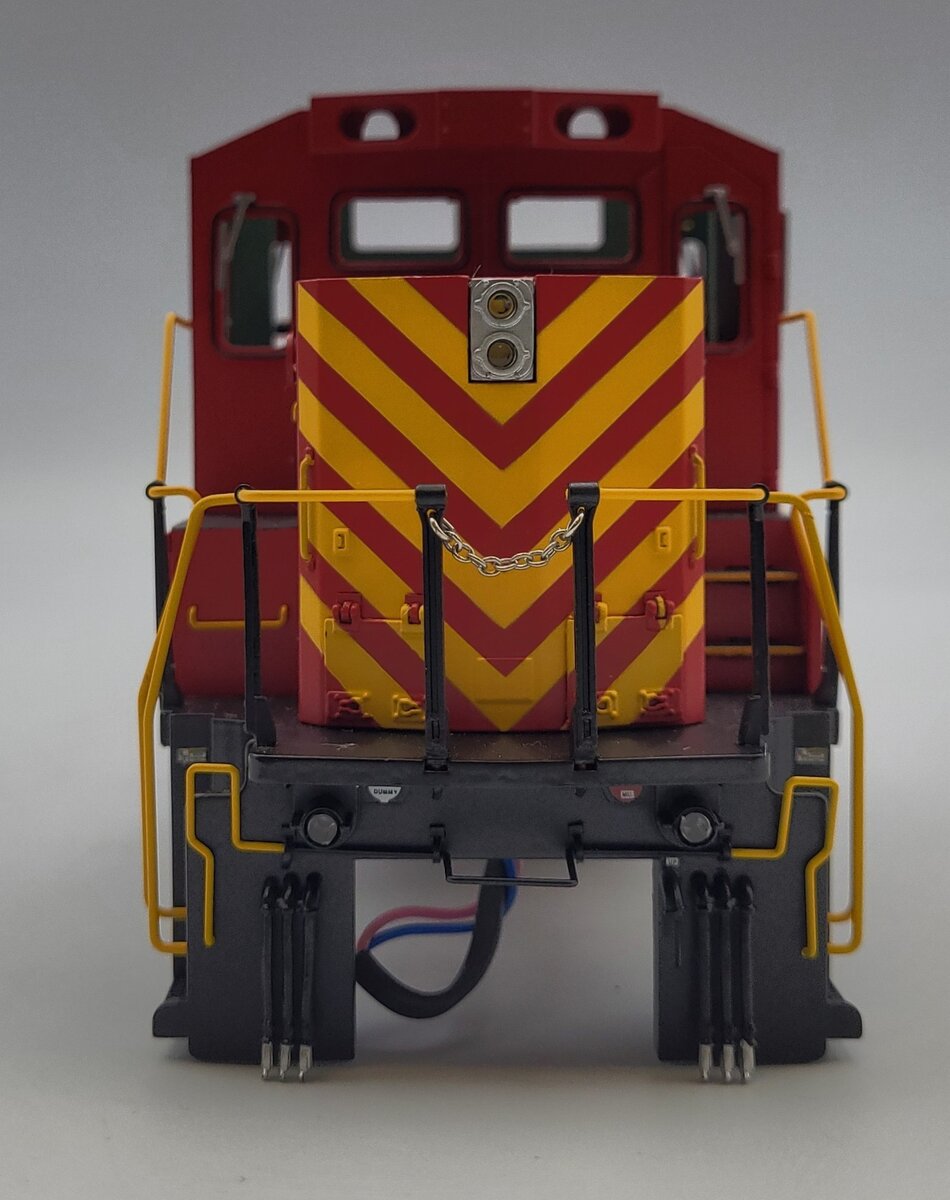 Lionel 28382-10 U.S.Army Genset Diesel Switcher Locomotive Shell #6502