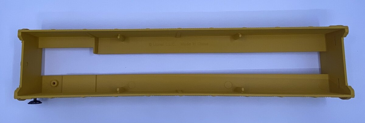 Lionel 36762-7 Santa Fe Barrel Car Shell