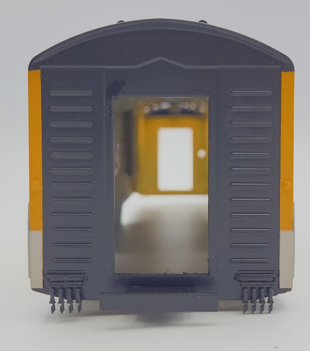 Lionel 38705-2 Rio Grande F-3B Powered B Unit Diesel Locomotive Shell #5532