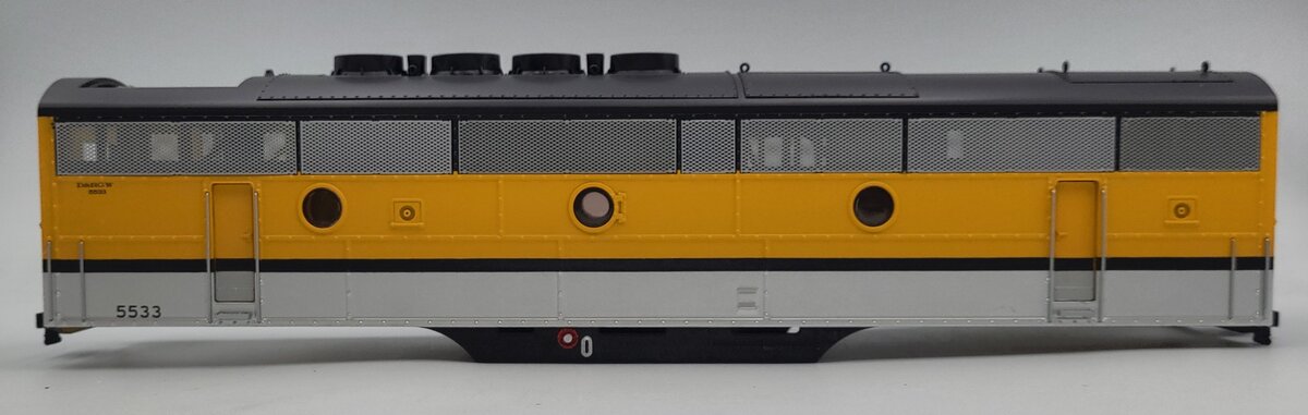 Lionel 38706-2 Rio Grande F-3B Unpowered B Unit Diesel Locomotive Shell #5533