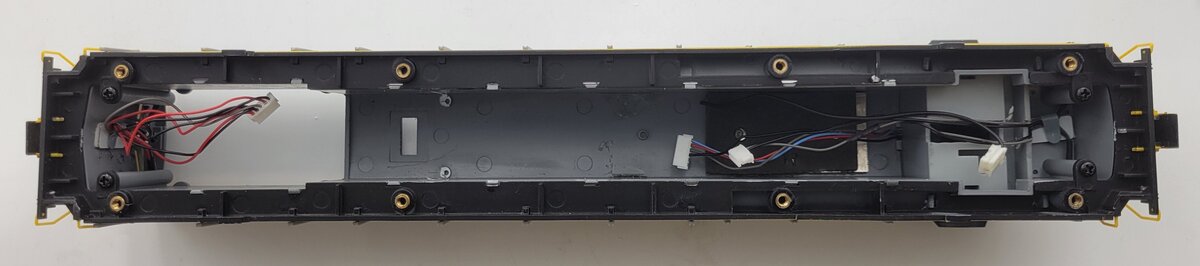 American Flyer 48142-2 Erie Lackawanna Legacy U33C Diesel Locomotive Shell #3320