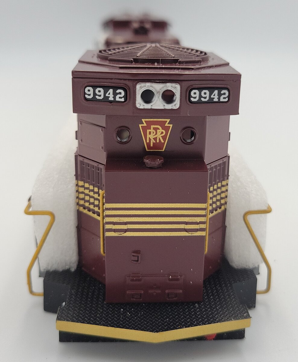 Lionel 38728-2 PRR SD-80 MAC Diesel Locomotive Body Shell #9942