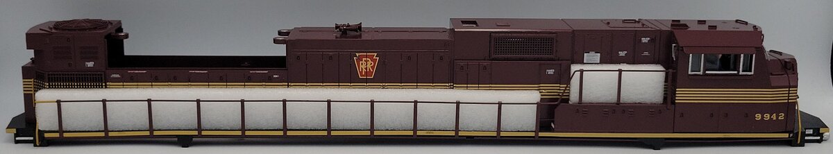 Lionel 38728-2 PRR SD-80 MAC Diesel Locomotive Body Shell #9942