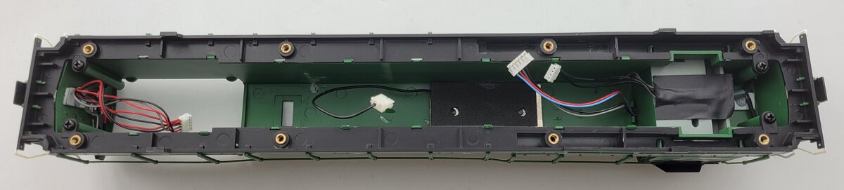 American Flyer 48158-2 Burlington Northern Legacy U33C Diesel Loco Shell #5734