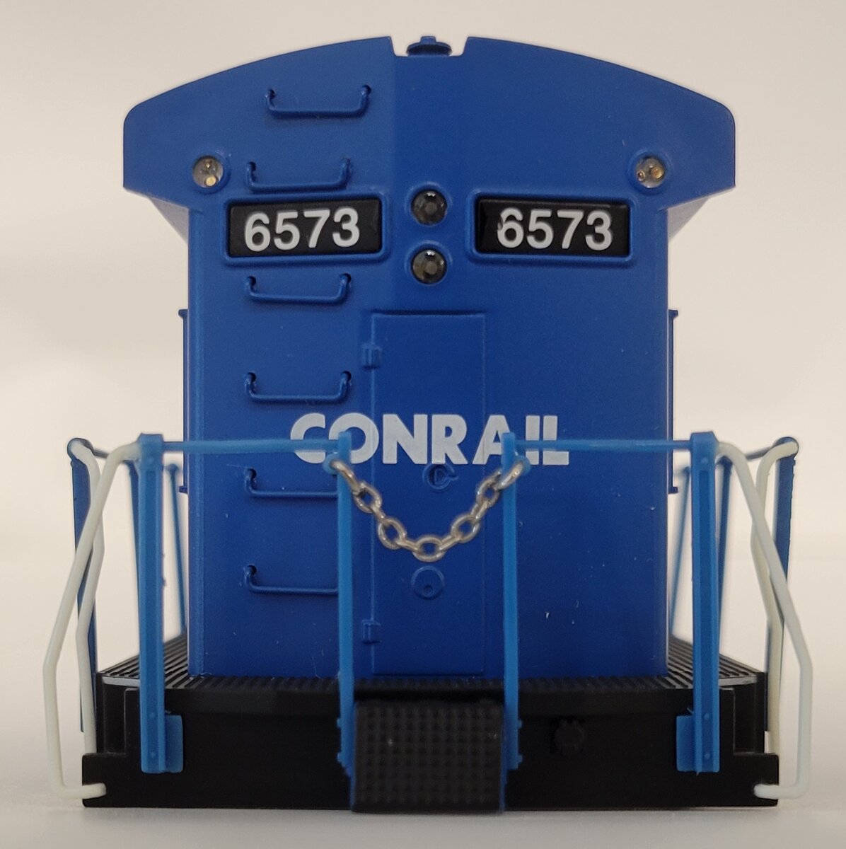 American Flyer 48160-2 Conrail U-33C Legacy Diesel Locomotive Shell #6573