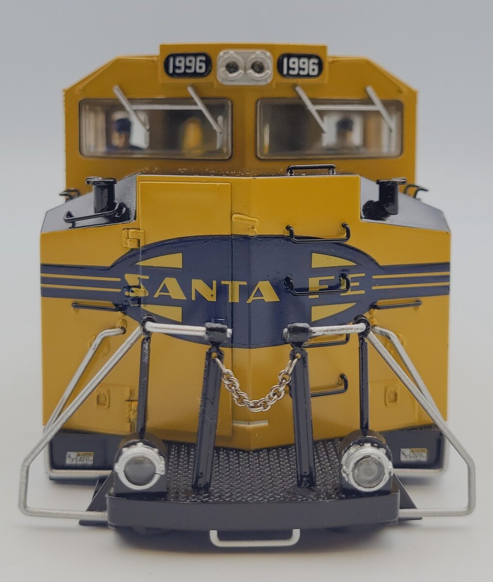 Lionel 38735-7 Santa Fe BNSF Heritage SD70ACE Diesel Locomotive Shell #1996