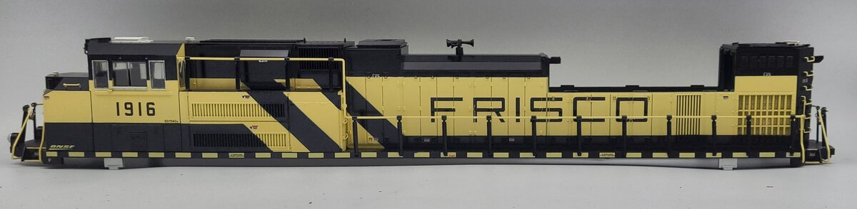 Lionel 38740-7 Frisco BNSF SD70ACE Diesel Locomotive Body Shell #1916