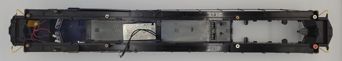Lionel 38410-2 Clinchfield Railroad AC-6000 Shell #3620
