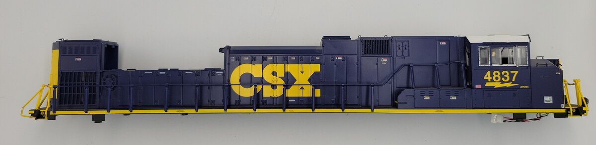 Lionel 6804100002 Blue/Yellow CSX SD70ACe Diesel Locomotive Body Shell #4837