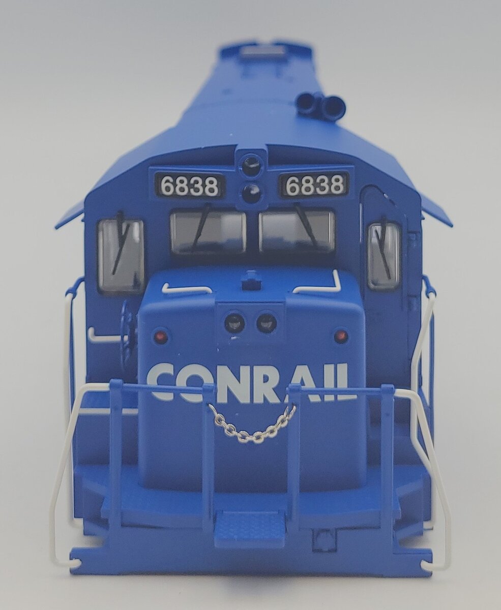 Lionel 28268-2 Conrail Unpowered U30C Diesel Locomotive Body Shell #6838