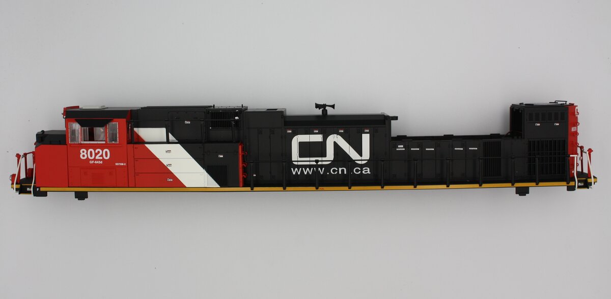 Lionel 34614-007 SD-70 M-2 CN #8020 Shell
