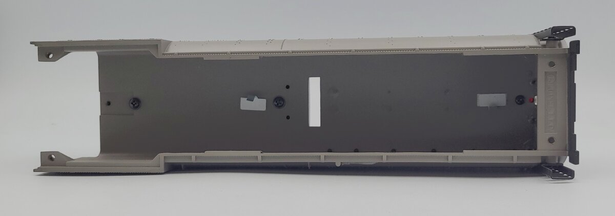 Lionel 11221-T07 Gray Union Pacific Challenger Oil Tender Shell #3983