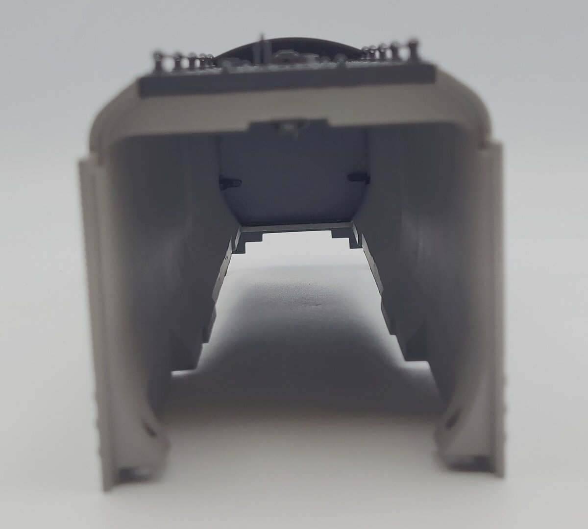 Lionel 11221-T07 Gray Union Pacific Challenger Oil Tender Shell #3983