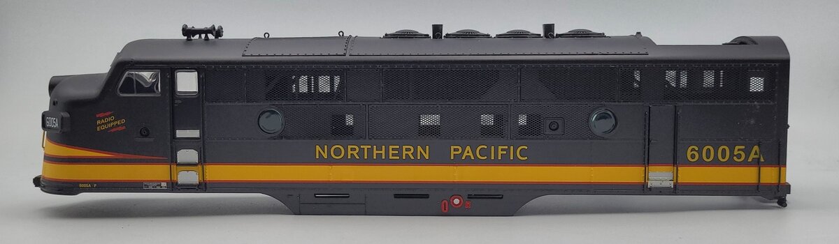 Lionel 34626-2 Northern Pacific F-3A Diesel Locomotive Shell #6005-A