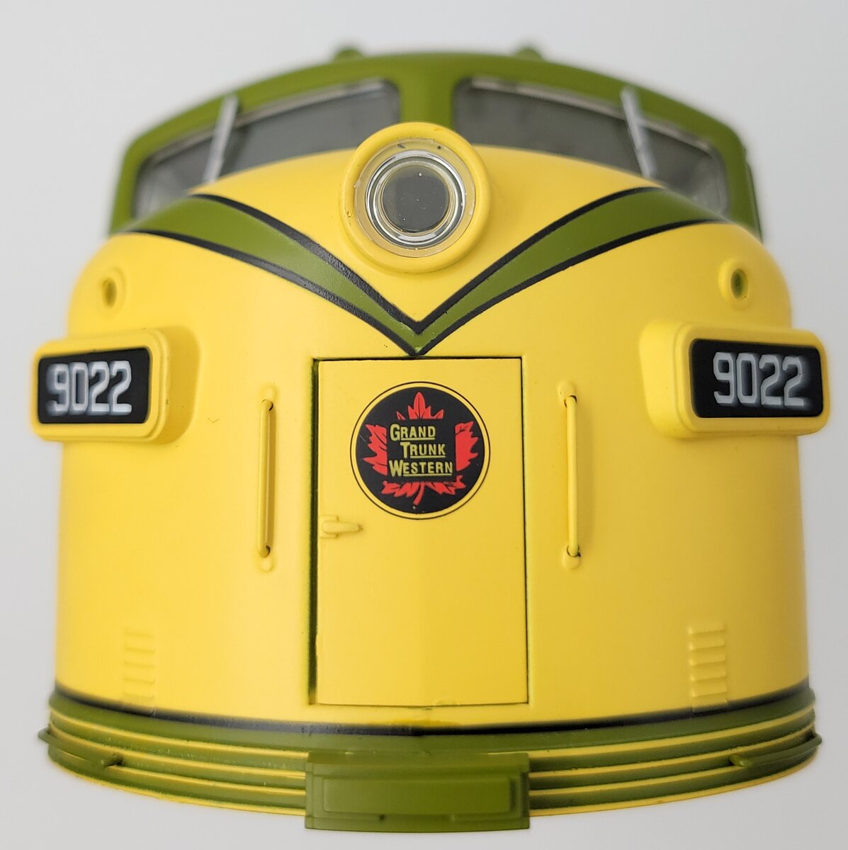 Lionel 34642-2 Postwar Scale F-3 A Grand Trunk Western Diesel Loco Shell #9022