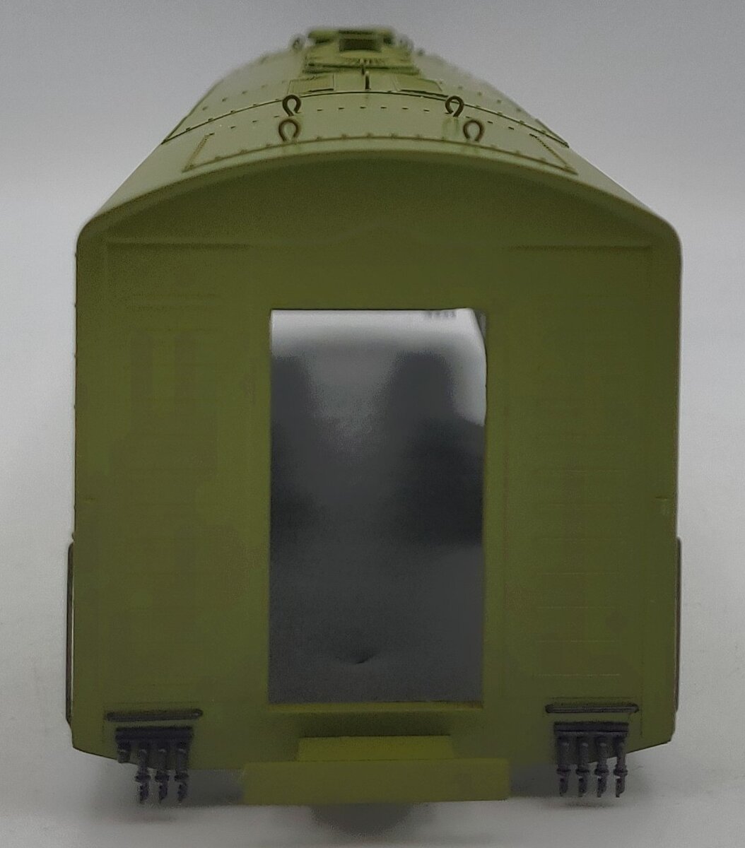 Lionel 34644-2 Grand Trunk Unpowered F3 Diesel Locomotive B Unit Shell #9022-B