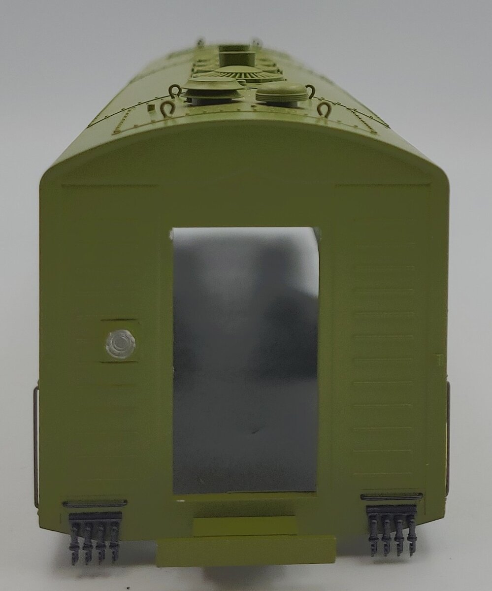 Lionel 34644-2 Grand Trunk Unpowered F3 Diesel Locomotive B Unit Shell #9022-B