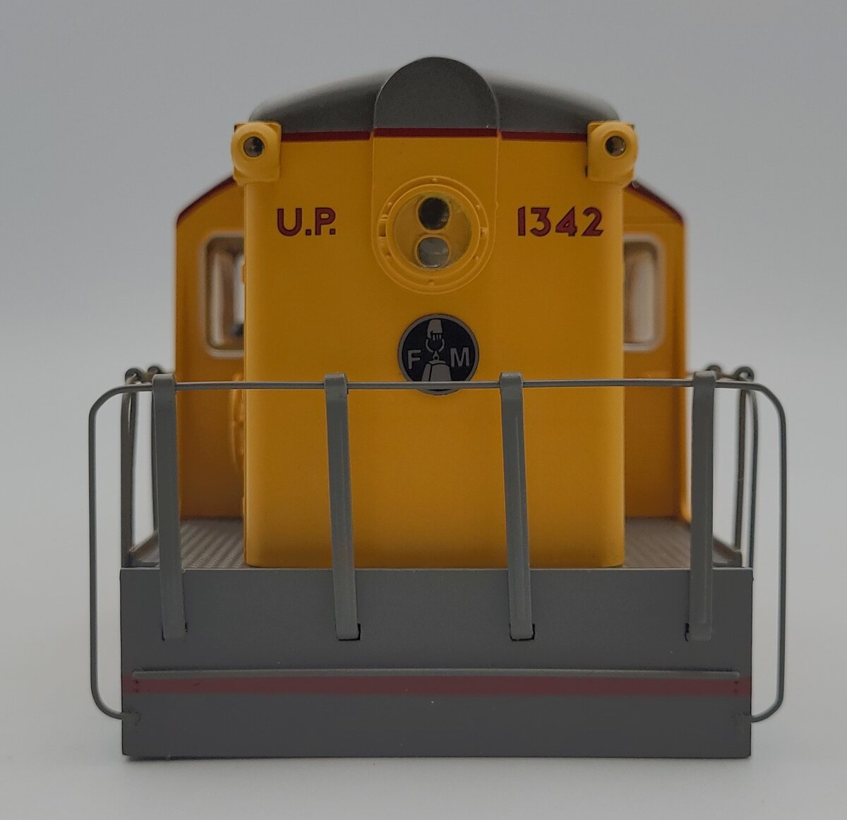 Lionel 38441-2 Union Pacific H16-44 Diesel Locomotive Shell #1342