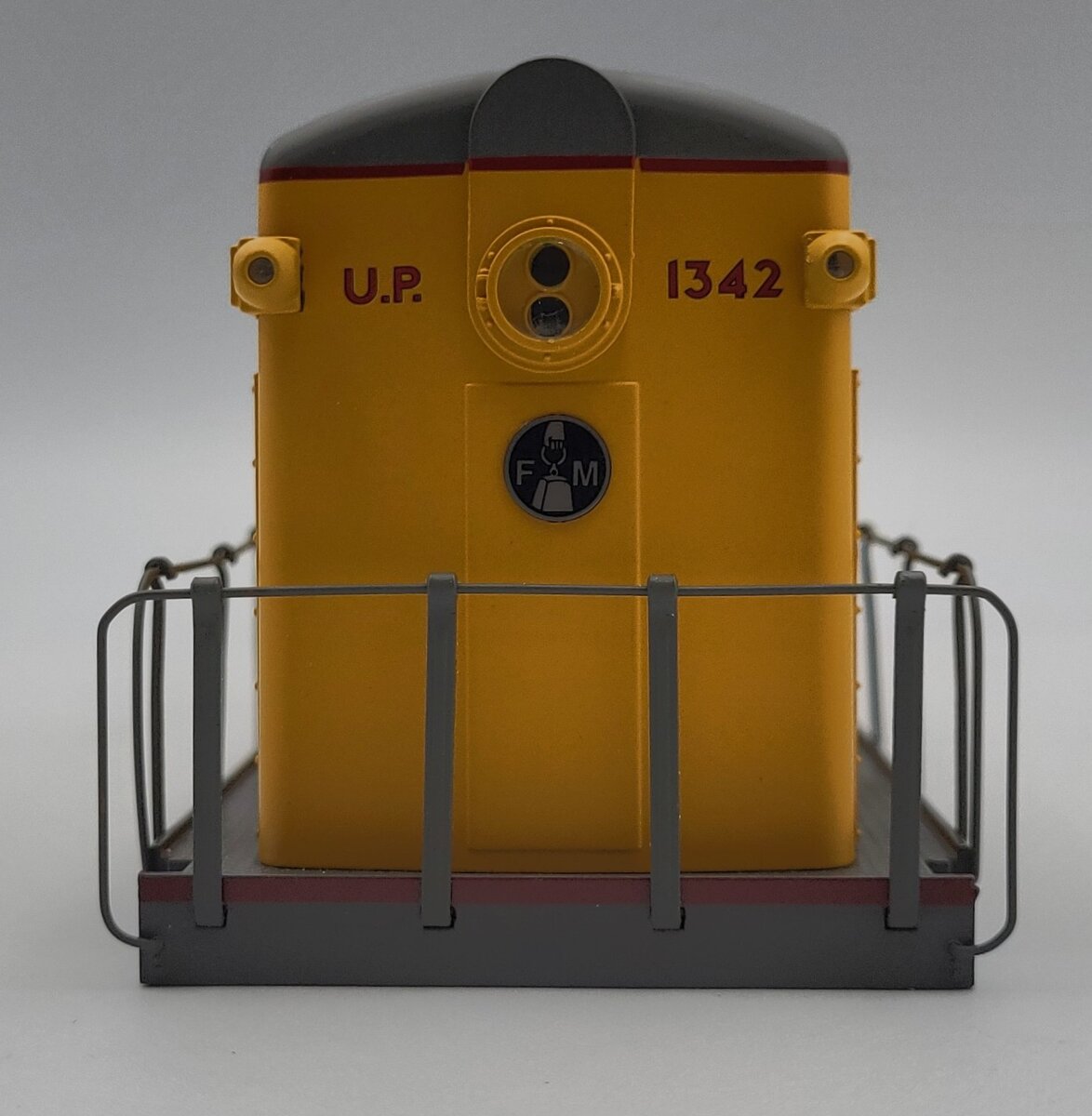 Lionel 38441-2 Union Pacific H16-44 Diesel Locomotive Shell #1342