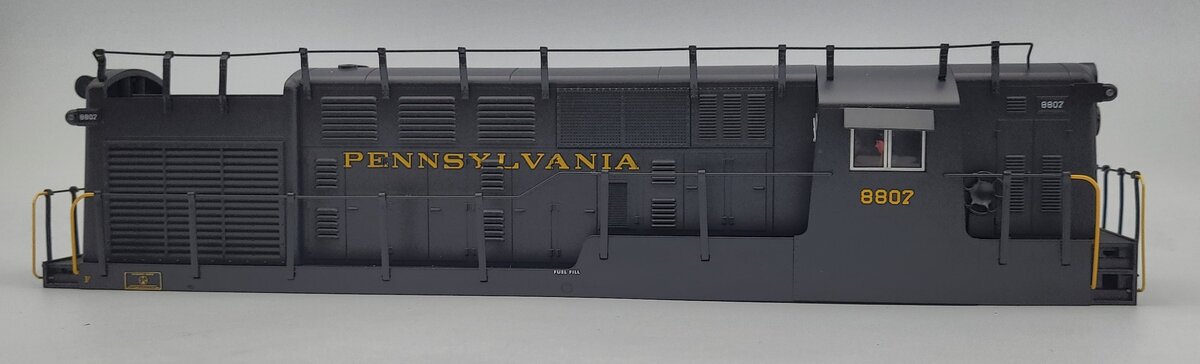Lionel 38444-2 Pennsylvania Railroad H16-44 Diesel Locomotive Shell #8807