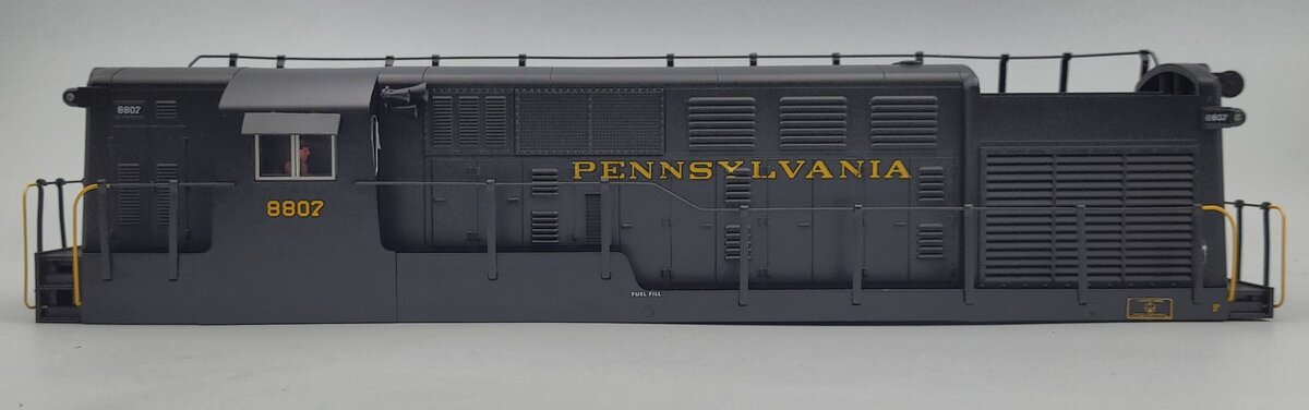 Lionel 38444-2 Pennsylvania Railroad H16-44 Diesel Locomotive Shell #8807