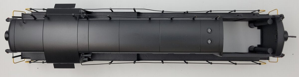 Lionel 38447-2 O Scale H16-44 PRR Diesel Loco Shell #8815