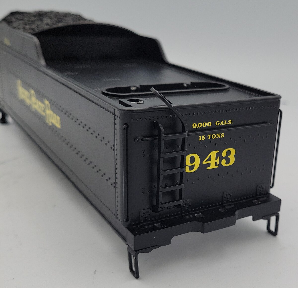 Lionel 11322-T02 2-6-6-2 Nickle Plate Road USRA Tender Shell #943