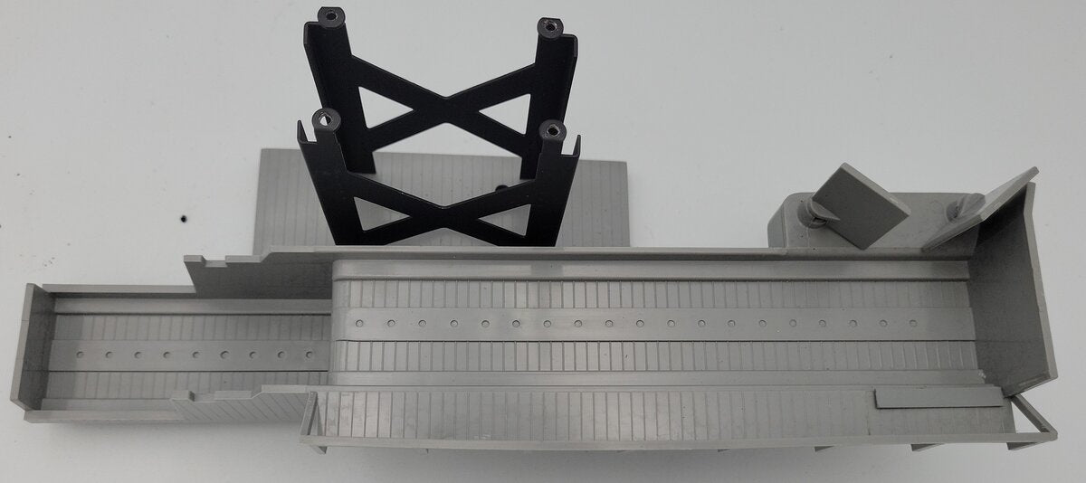 Lionel 37952-180 Culver Unloader Gray Upper Base with Ramp