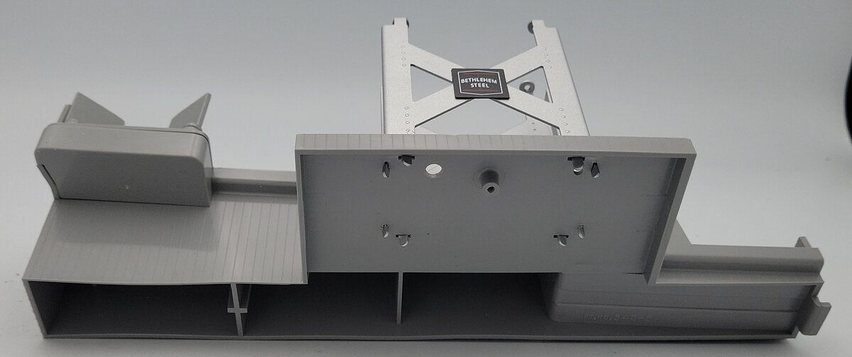 Lionel 37972-180 Bethlehem Unloader Gray Upper Base with Ramp
