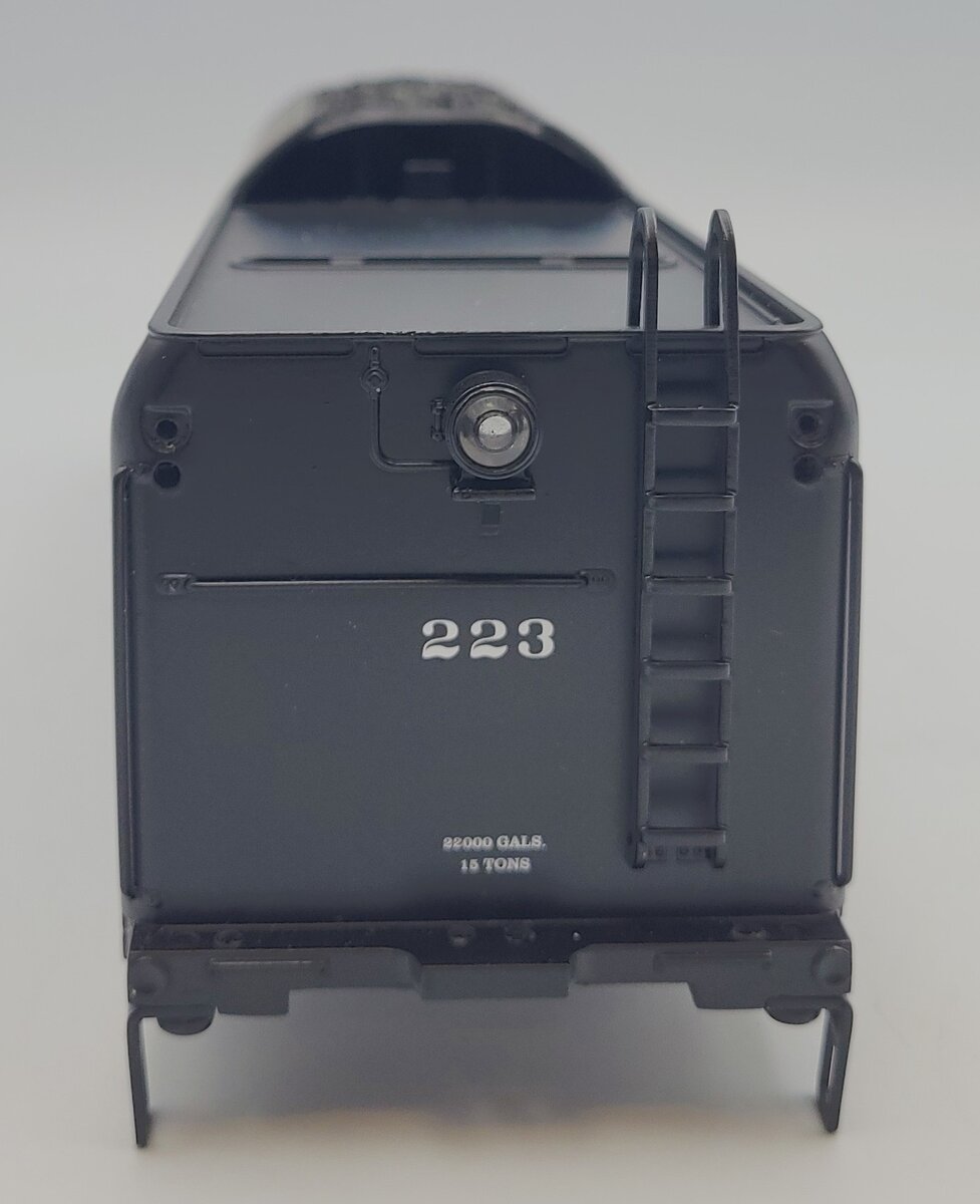 Lionel 11374-T02 Diecast DM&IR Coal Tender Body Shell #223
