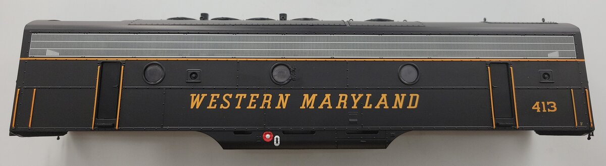 Lionel 34693-2 Western Maryland Non-Powered B-Unit Diesel Locomotive Shell #413