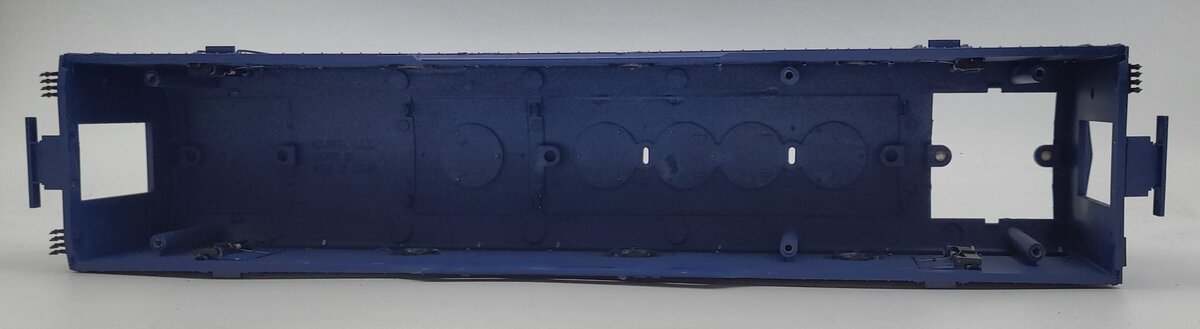 Lionel 34698-2X Damaged Blue L&N F7-B Diesel Locomotive Shell #902