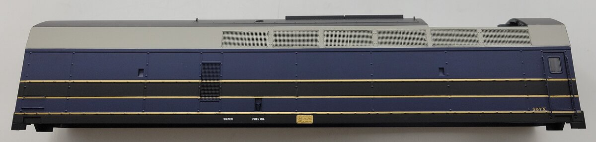 Lionel 38567-2 Baltimore & Ohio RF-16 Sharknose B-Unit Diesel Loco Shell #857-X