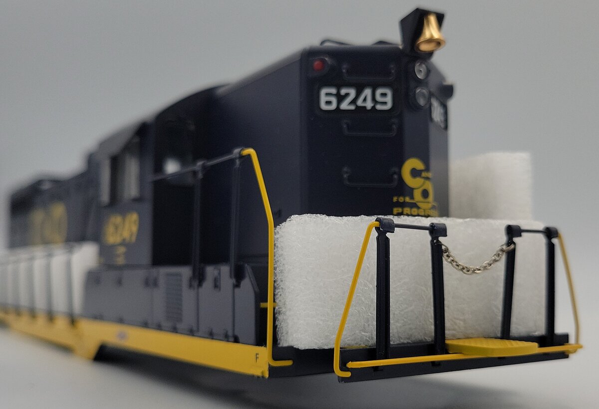 Lionel 34743-2  C&O GP-9 Scale Shell #6249