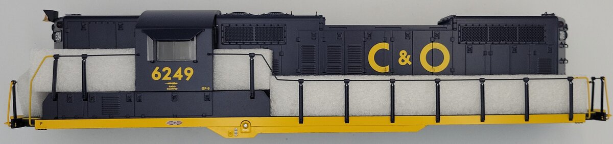 Lionel 34743-2  C&O GP-9 Scale Shell #6249
