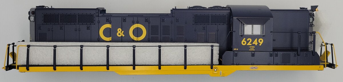 Lionel 34743-2  C&O GP-9 Scale Shell #6249