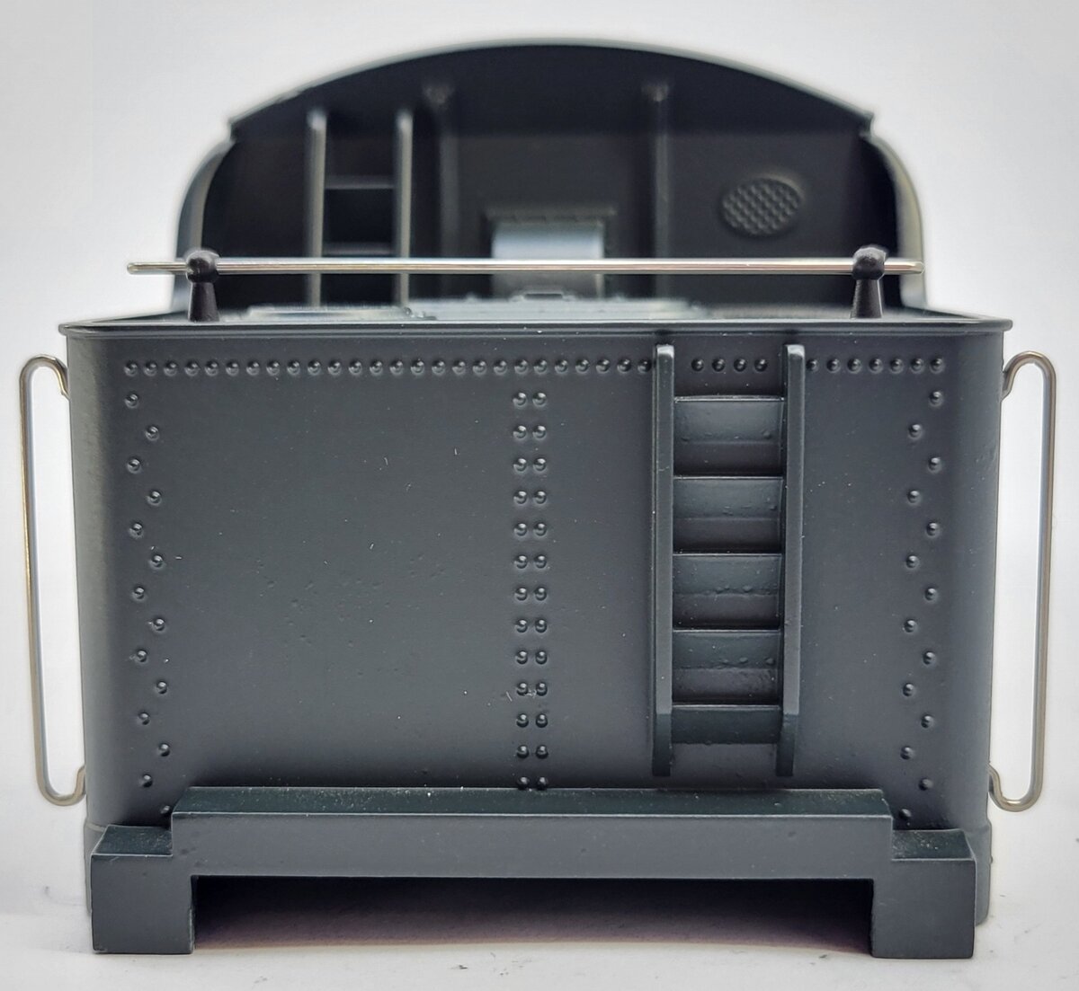 Lionel 28709-T07 PRR Berk Jr Tender Shell #3772