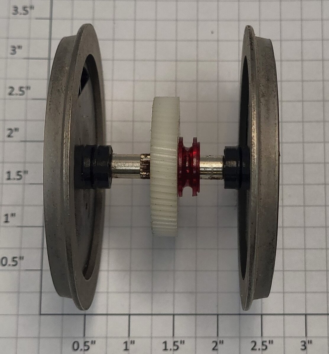 Lionel 85110-586 Pennsylvania 4-4-2 Front Wheel Pulley and Axle Assembly