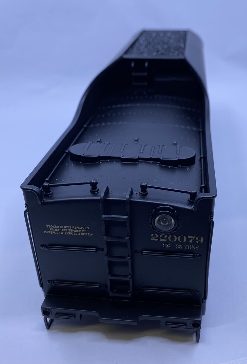 Lionel 38026-T7 Norfolk and Western Tender Shell #606