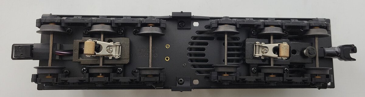 Lionel 38055-T09 Santa Fe Steam Locomotive Tender Chassis Assembly #3751