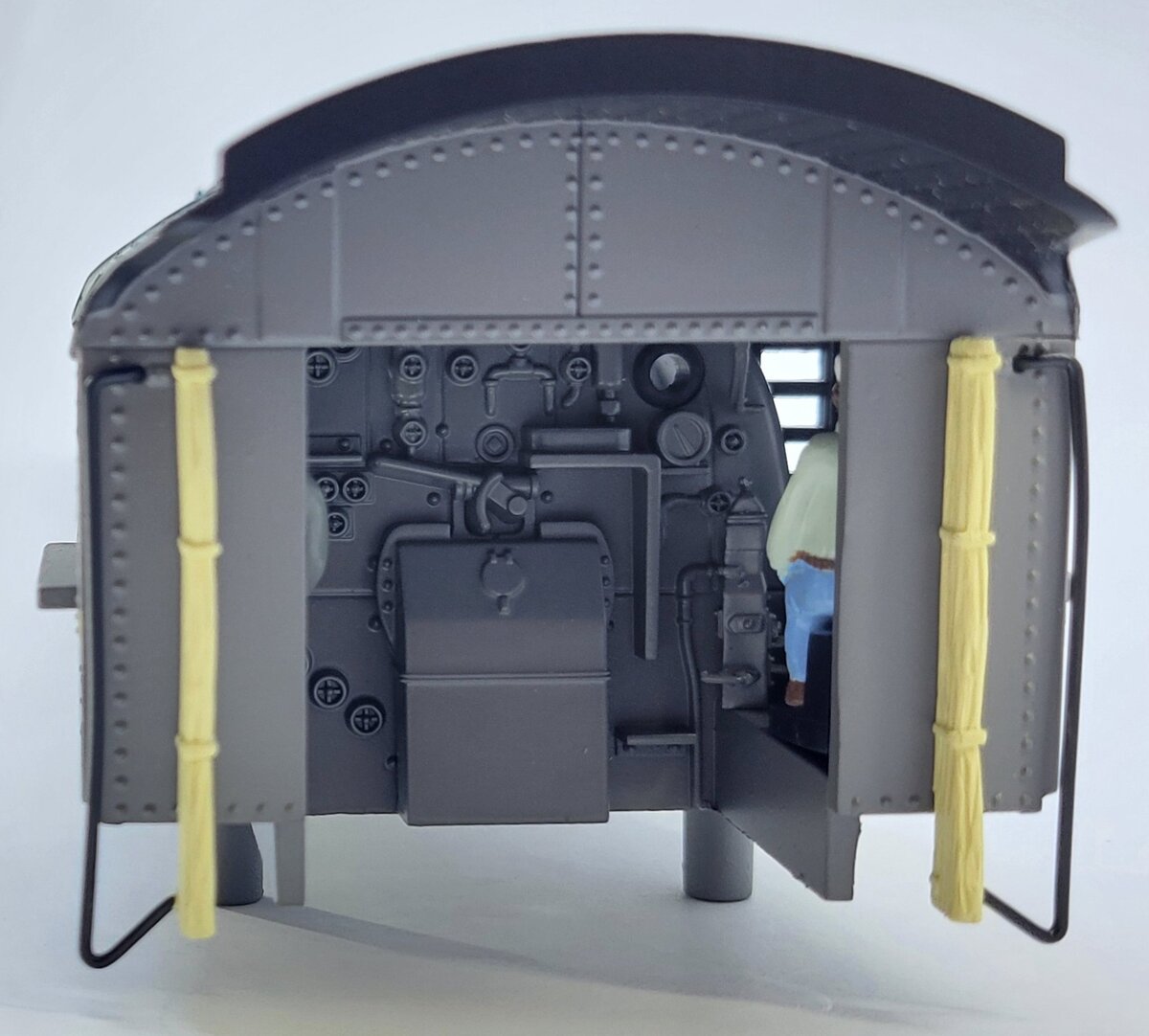 Lionel 28099-3 #3977 Union Pacific Challenger Boiler Shell with Cab
