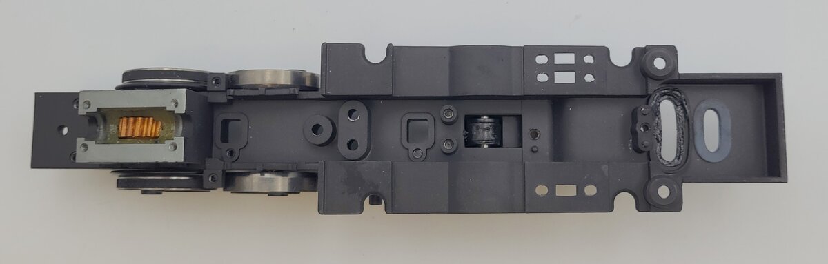 Lionel 38031-500 Southern Pacific AC-9 Diesel Rear Engine Frame & Wheel Assembly