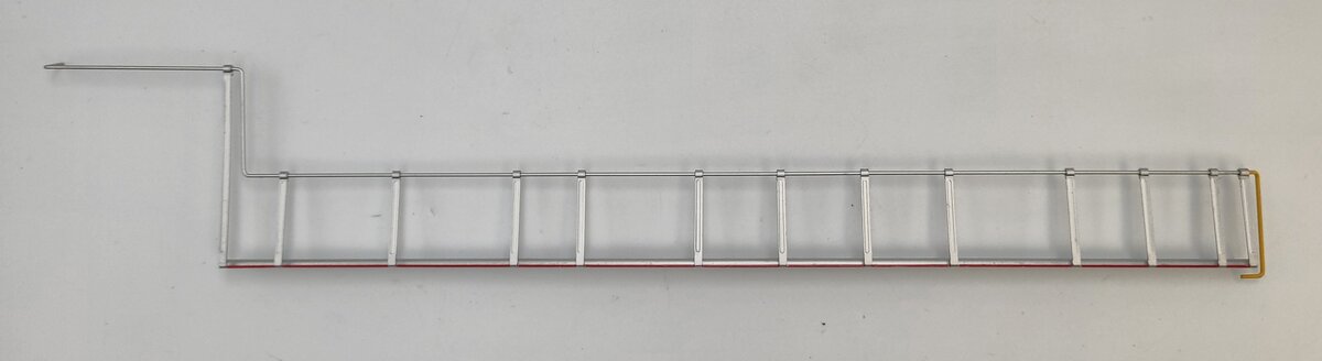 Lionel 18282-3 Silver BNSF Dash 9-44CW Diesel Locomotive Left Side Handrail