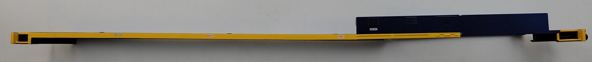 Lionel 18282-6 CSX Dash-9-44CW Diesel Locomotive Blue / Yellow Walkway #9020
