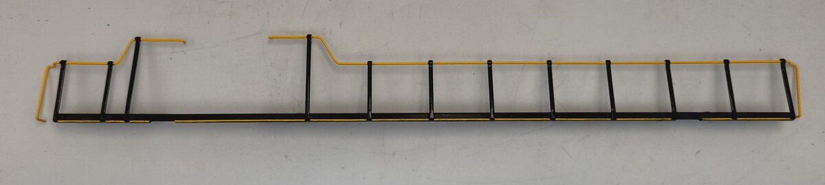Lionel 18590-6 Nickel Plate Road C-420 Diesel Locomotive Left Handrail #578