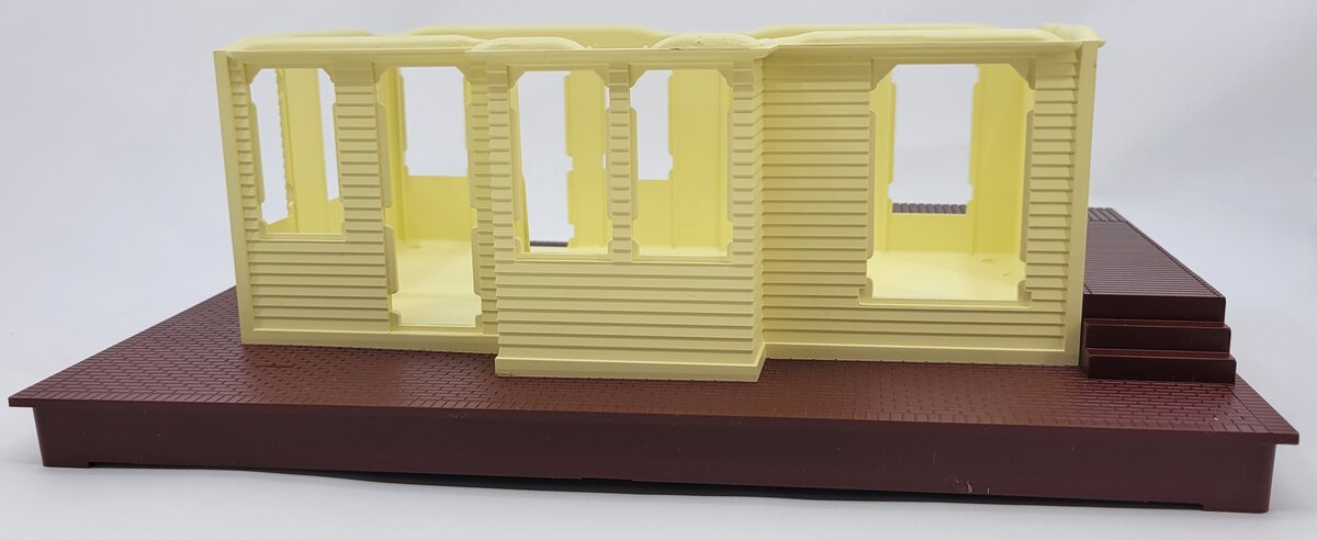 Lionel 14257-5 #133 Passenger Station House Structure with Base Assembly