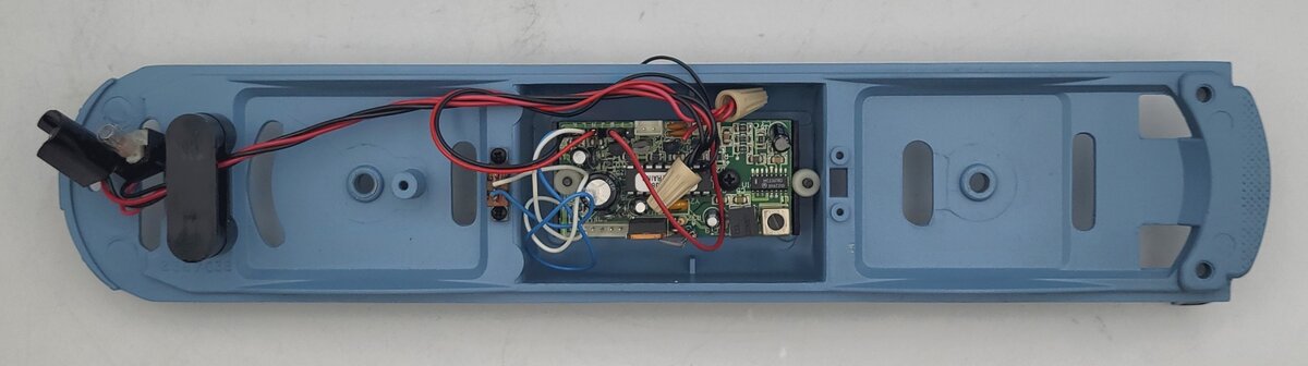 Lionel 14515-35 Blue Diecast F-3A Diesel Locomotive Frame and PCB Assembly