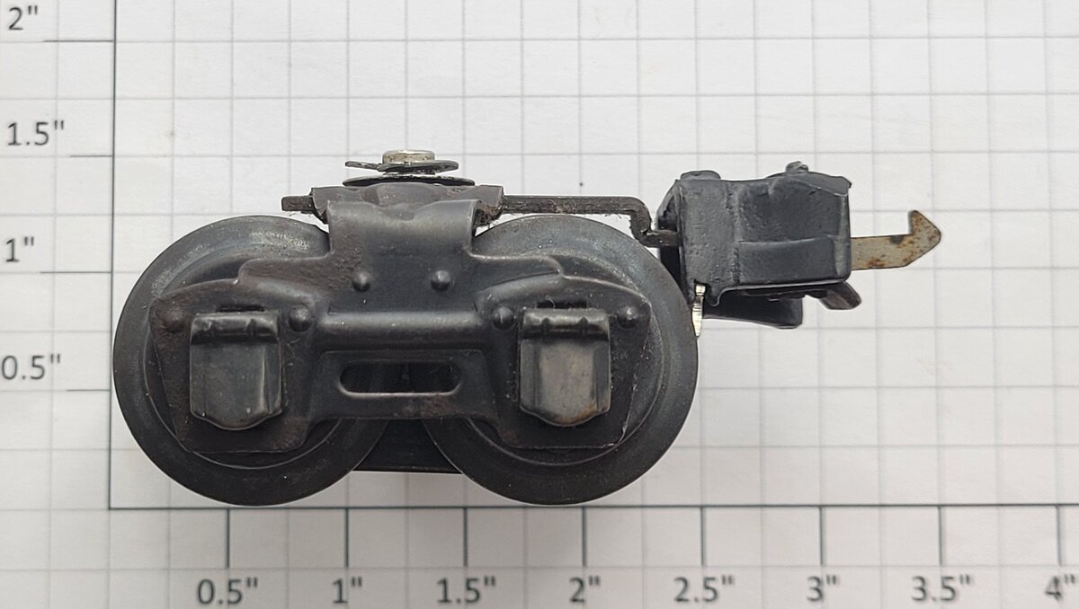 Lionel TT-191 Prewar 4-Wheel Truck w/ Electromagnet Coupler with Shoe
