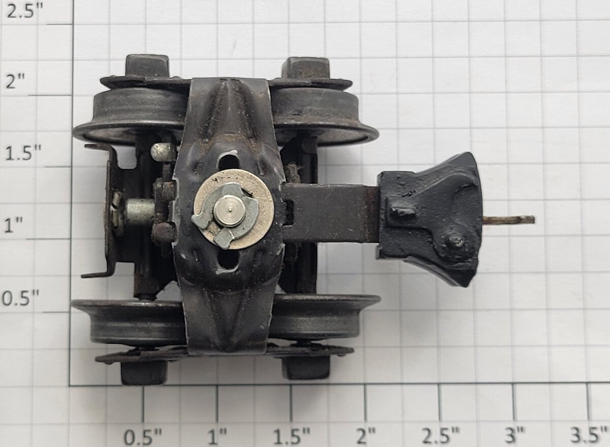 Lionel TT-191 Prewar 4-Wheel Truck w/ Electromagnet Coupler with Shoe